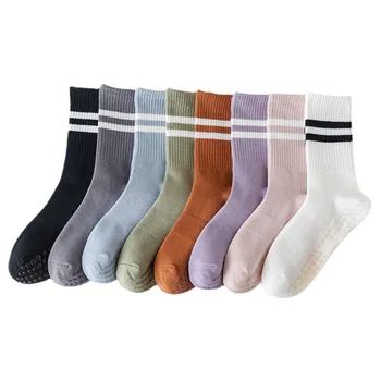 Простые удобные однотонные нескользящие носки в полоску для йоги, женские носки в корейском стиле, хлопковые чулочно-носочные изделия средней длины